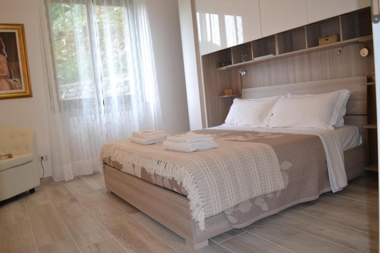 Le Grigne Guesthouse - The Garden Oliveto Lario Экстерьер фото