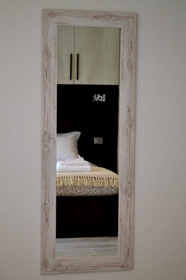 Le Grigne Guesthouse - The Garden Oliveto Lario Экстерьер фото