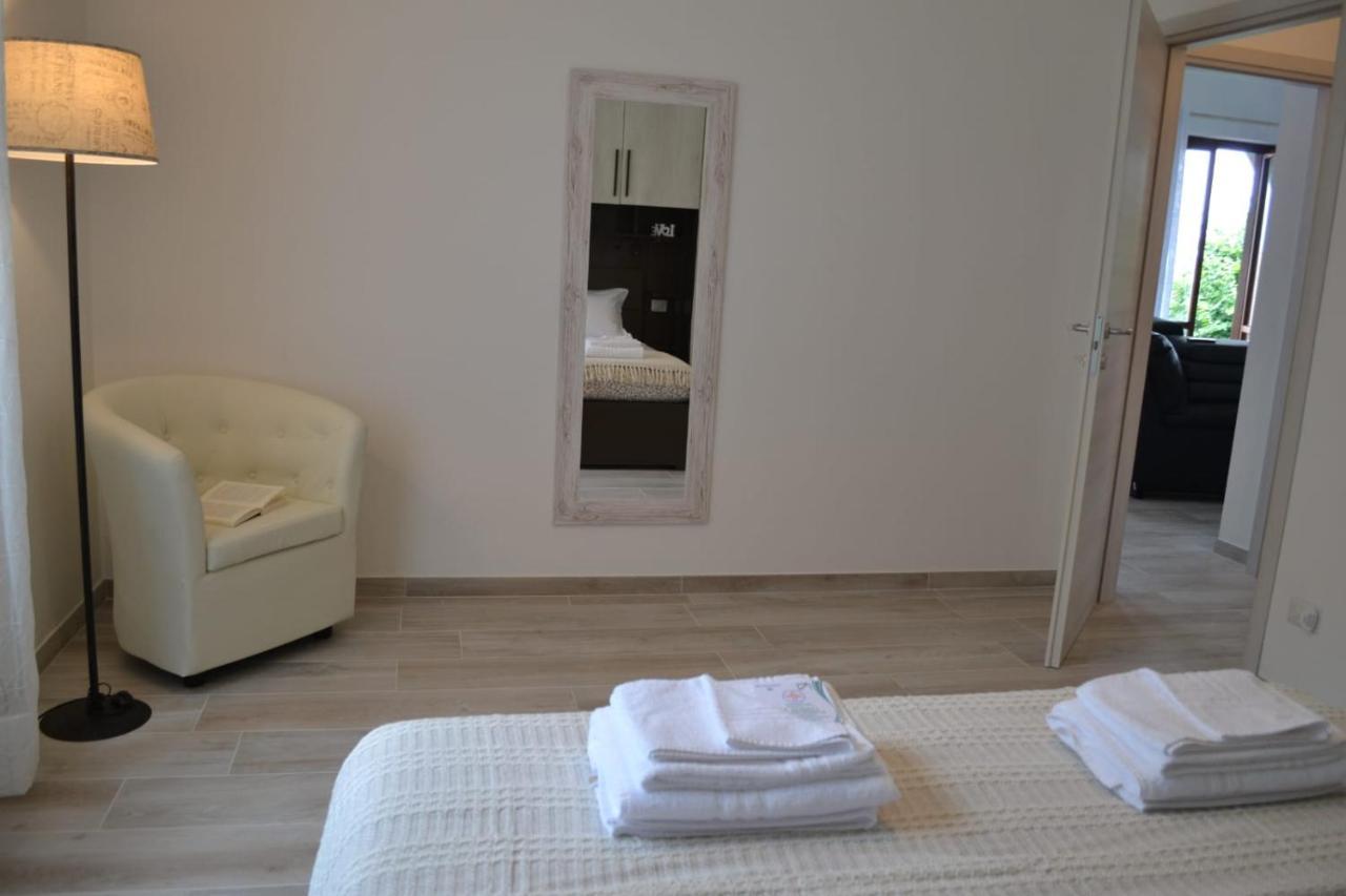 Le Grigne Guesthouse - The Garden Oliveto Lario Экстерьер фото