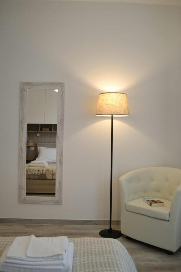 Le Grigne Guesthouse - The Garden Oliveto Lario Экстерьер фото